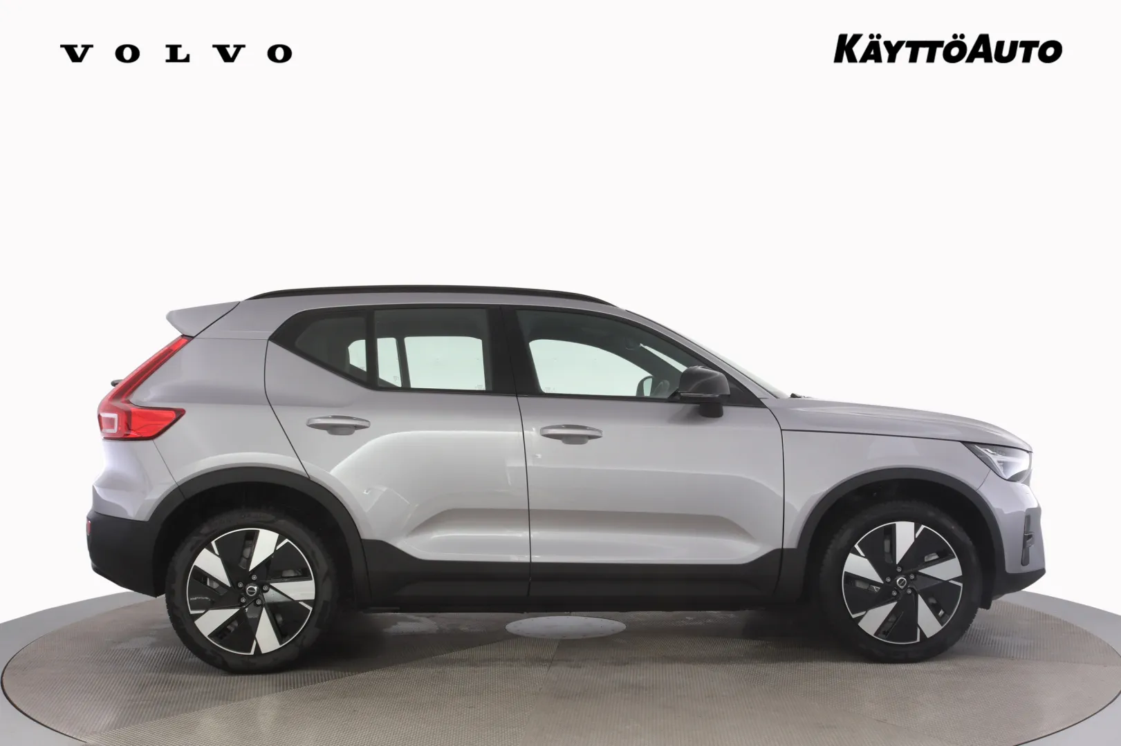 Volvo EX40 JOJ-943 carousel image
