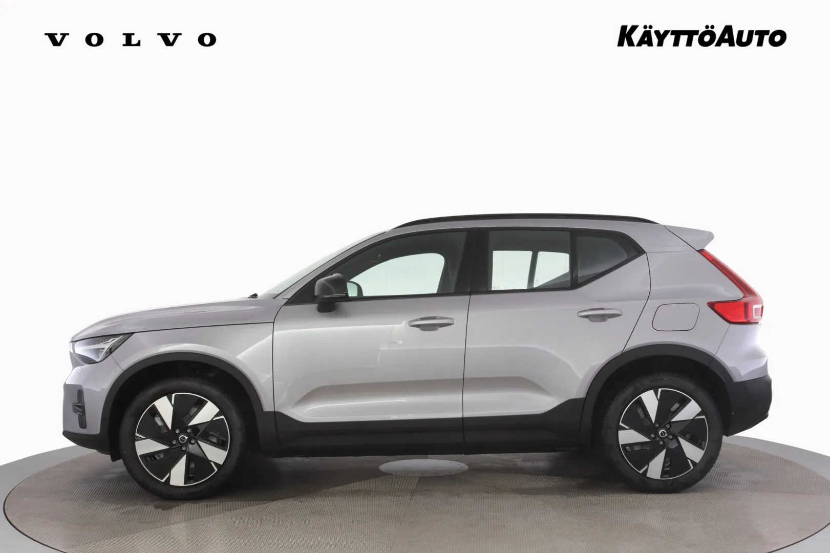 Volvo EX40 JOJ-943 carousel image