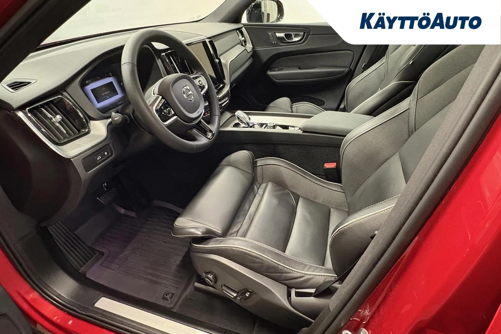 VOLVO XC60 LRP-789 carousel image