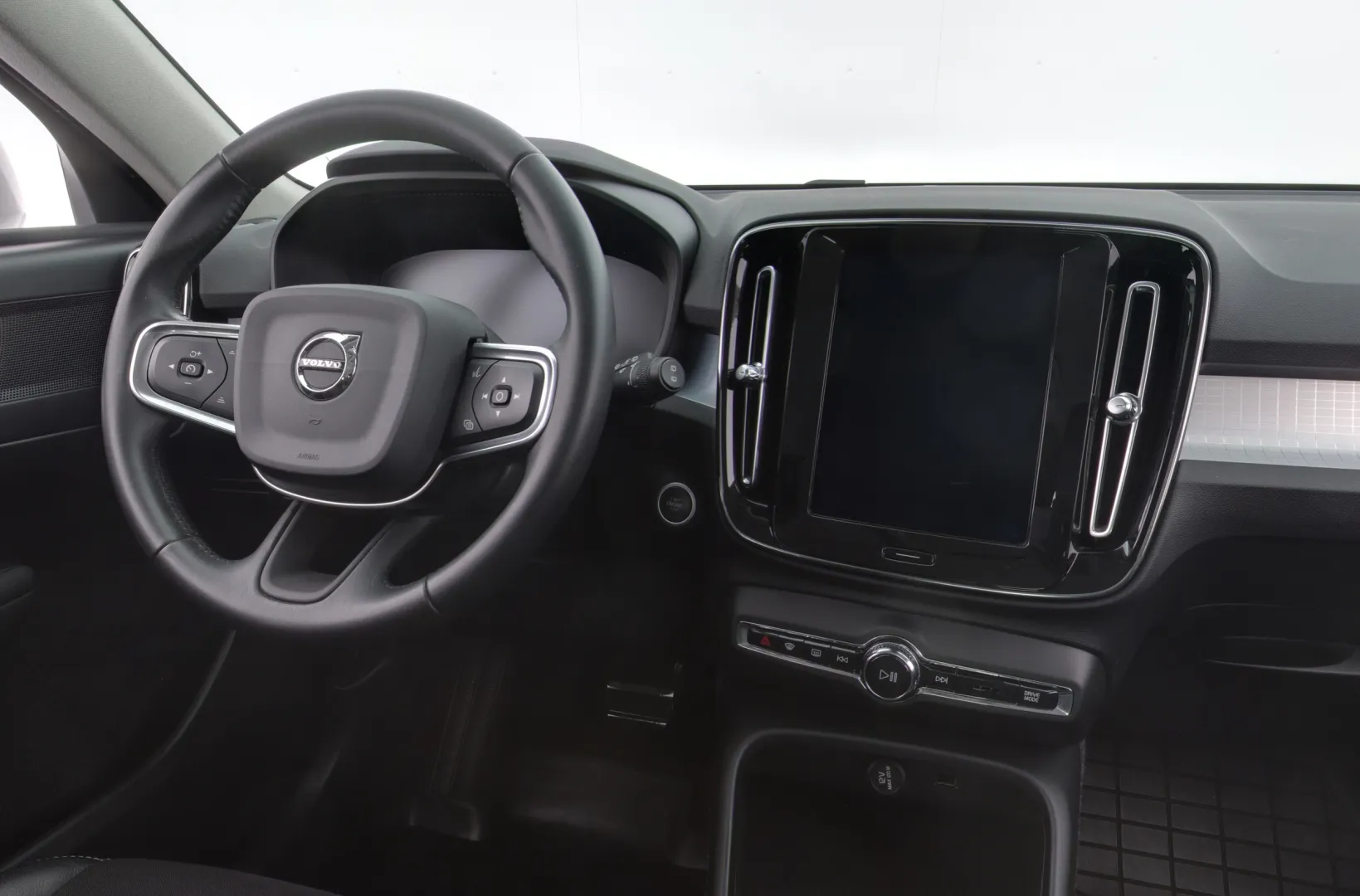 VOLVO XC40 ESE-960 carousel image