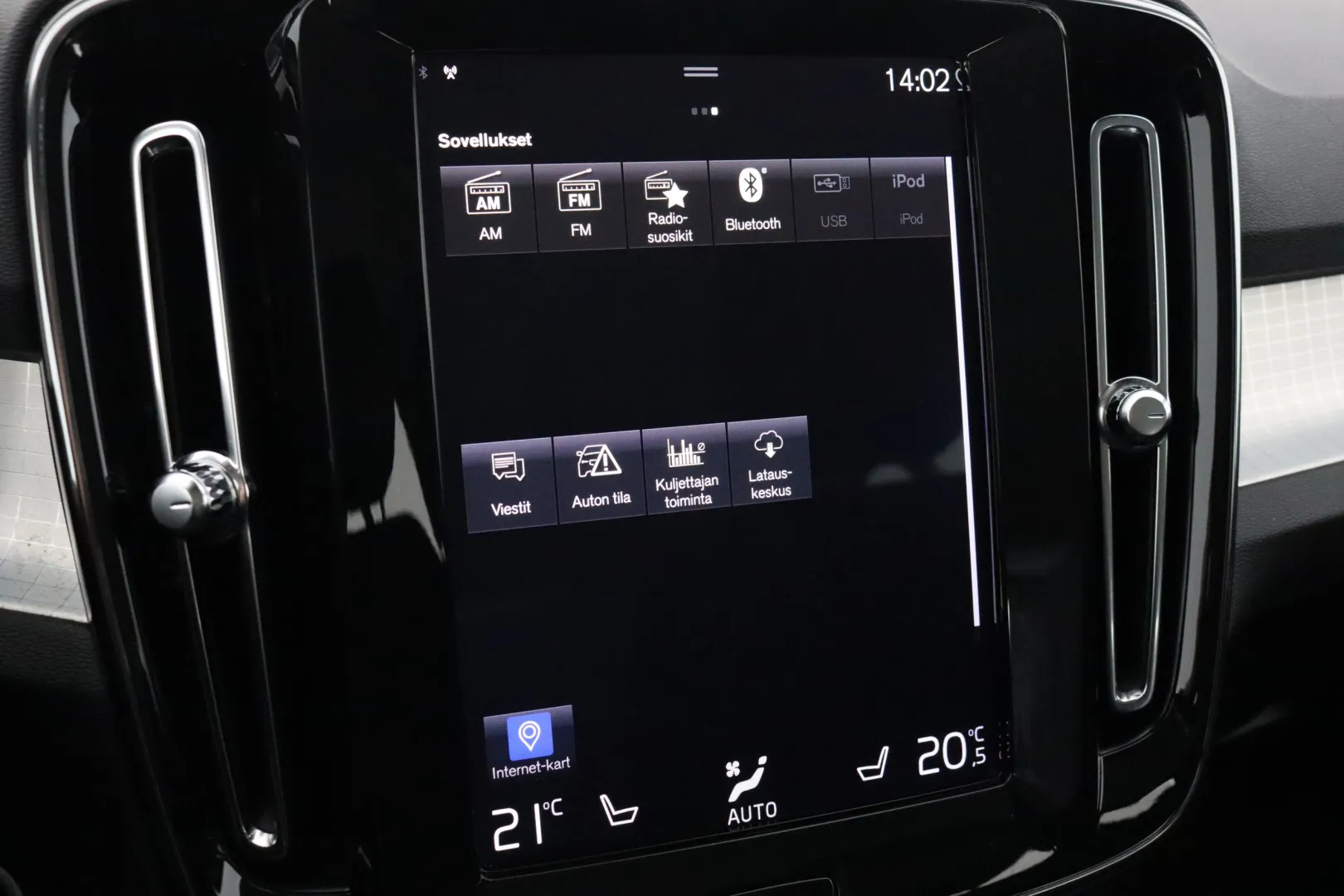 VOLVO XC40 ESE-960 carousel image