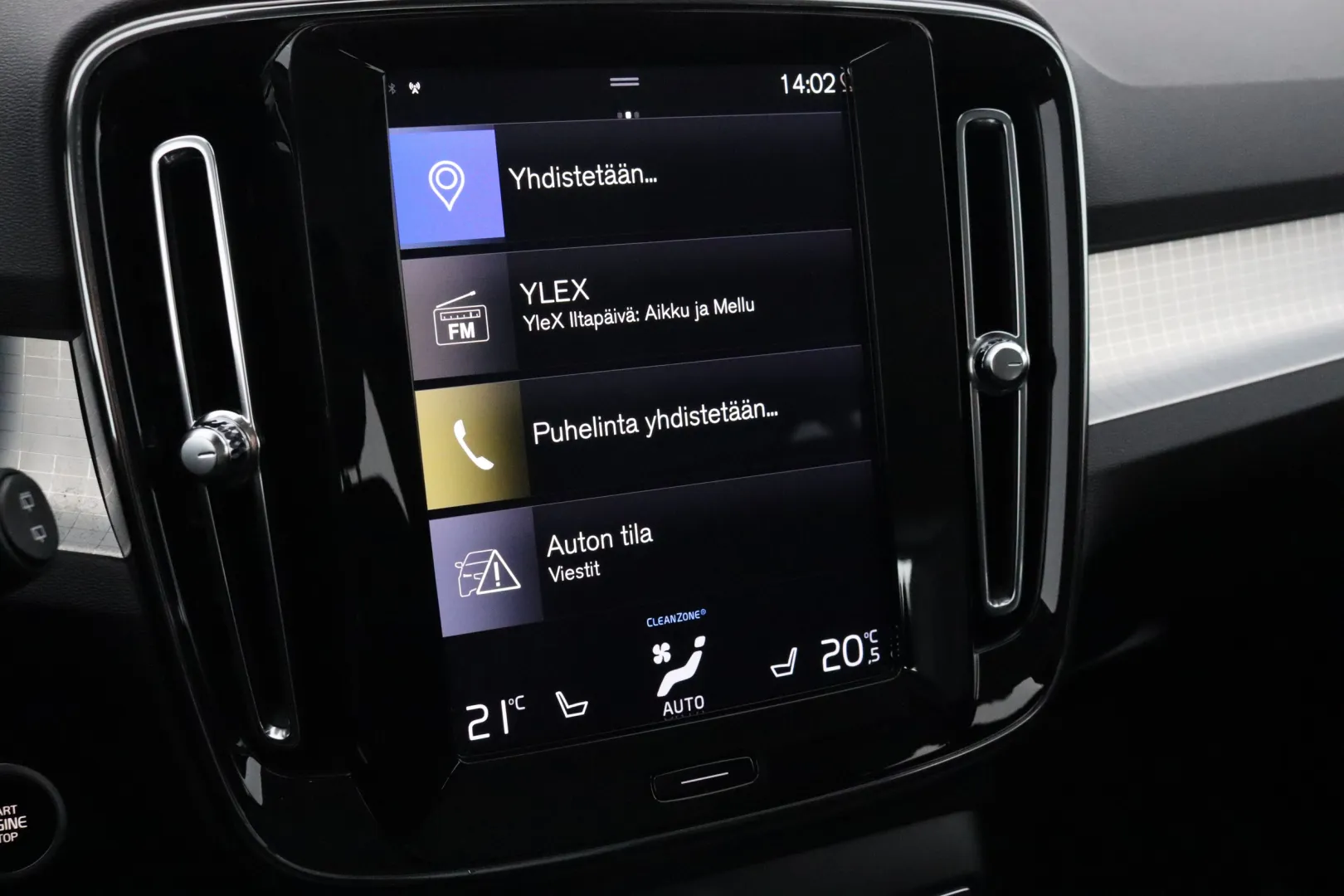 VOLVO XC40 ESE-960 carousel image