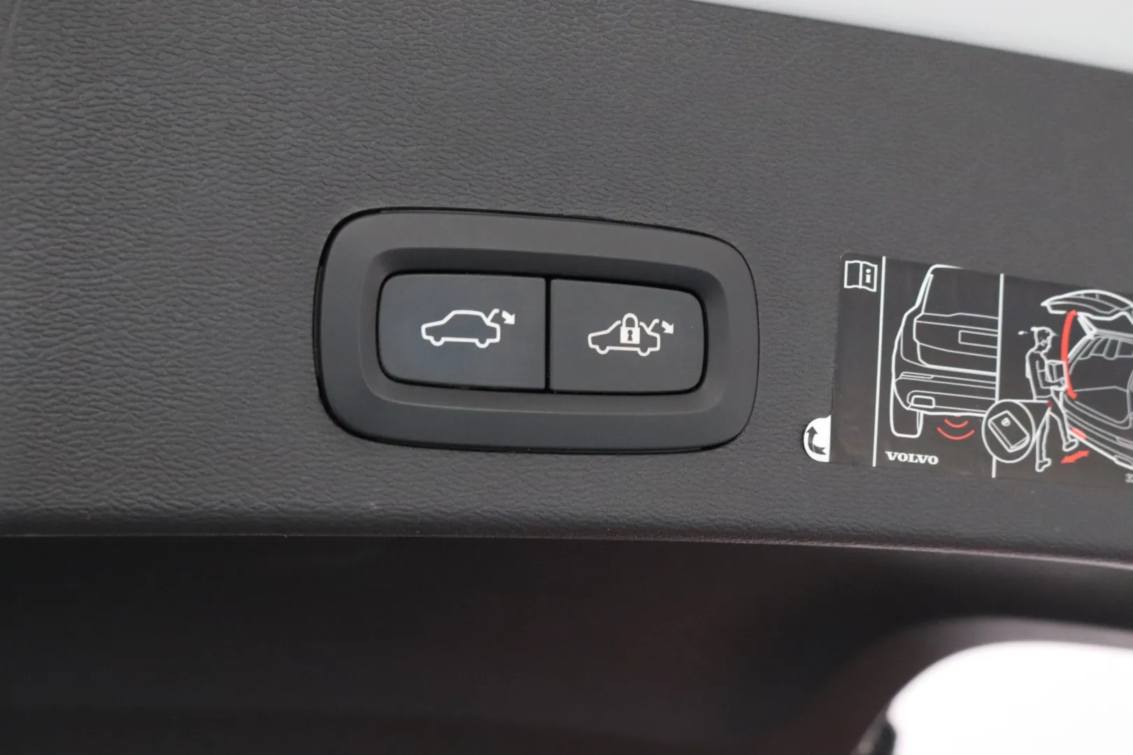 VOLVO XC40 ESE-960 carousel image