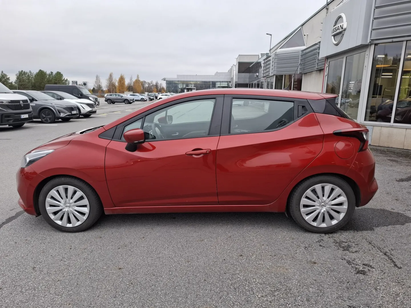 Nissan Micra YLB-426 carousel image
