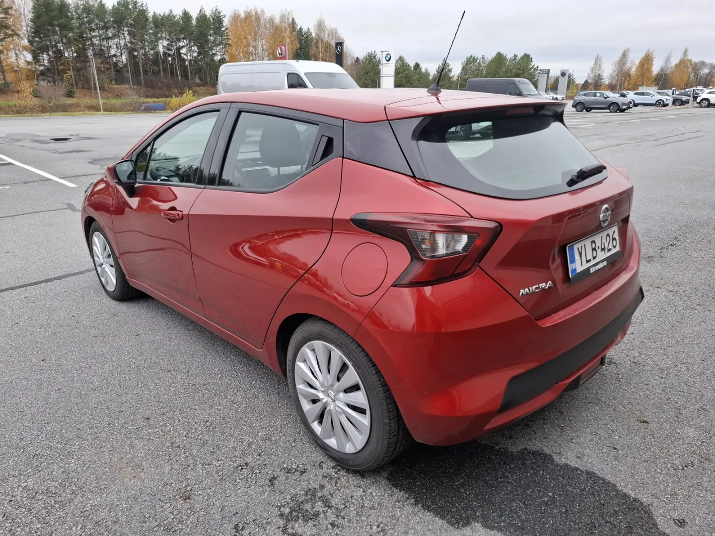 Nissan Micra YLB-426 carousel image