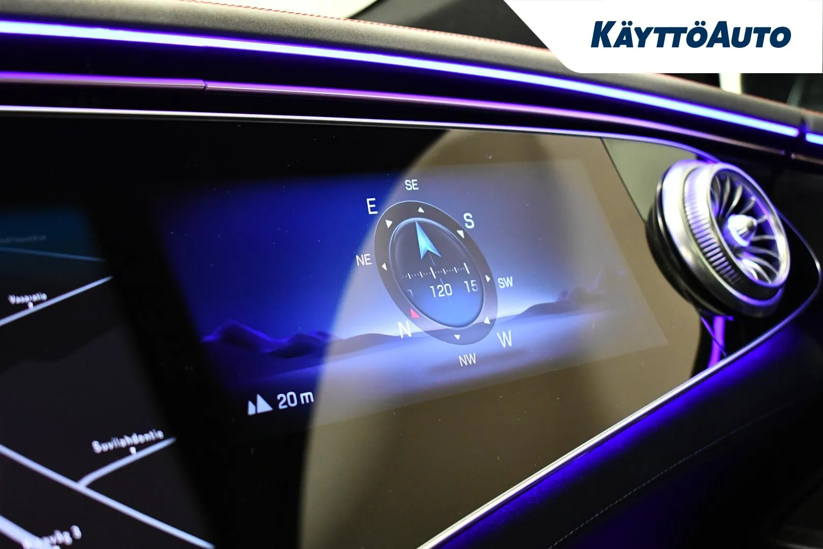 MERCEDES-BENZ EQS SUV EUV-825 carousel image