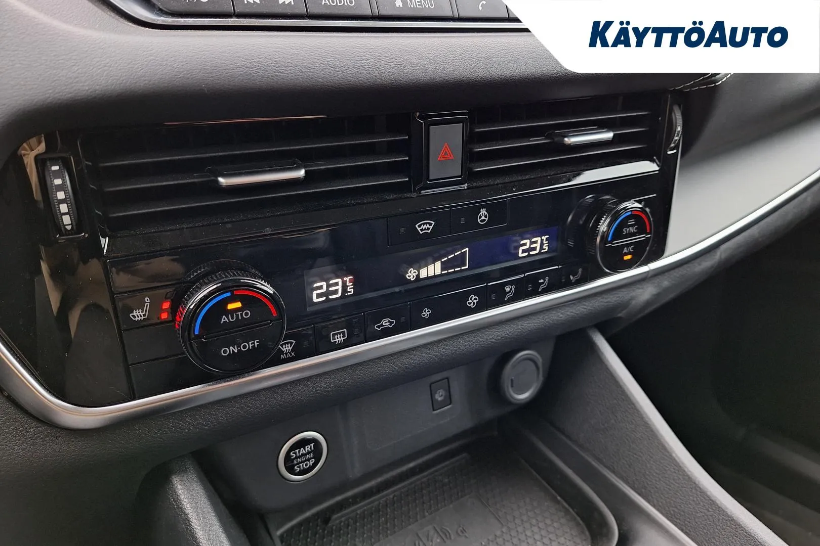 NISSAN Qashqai GPV-893 carousel image