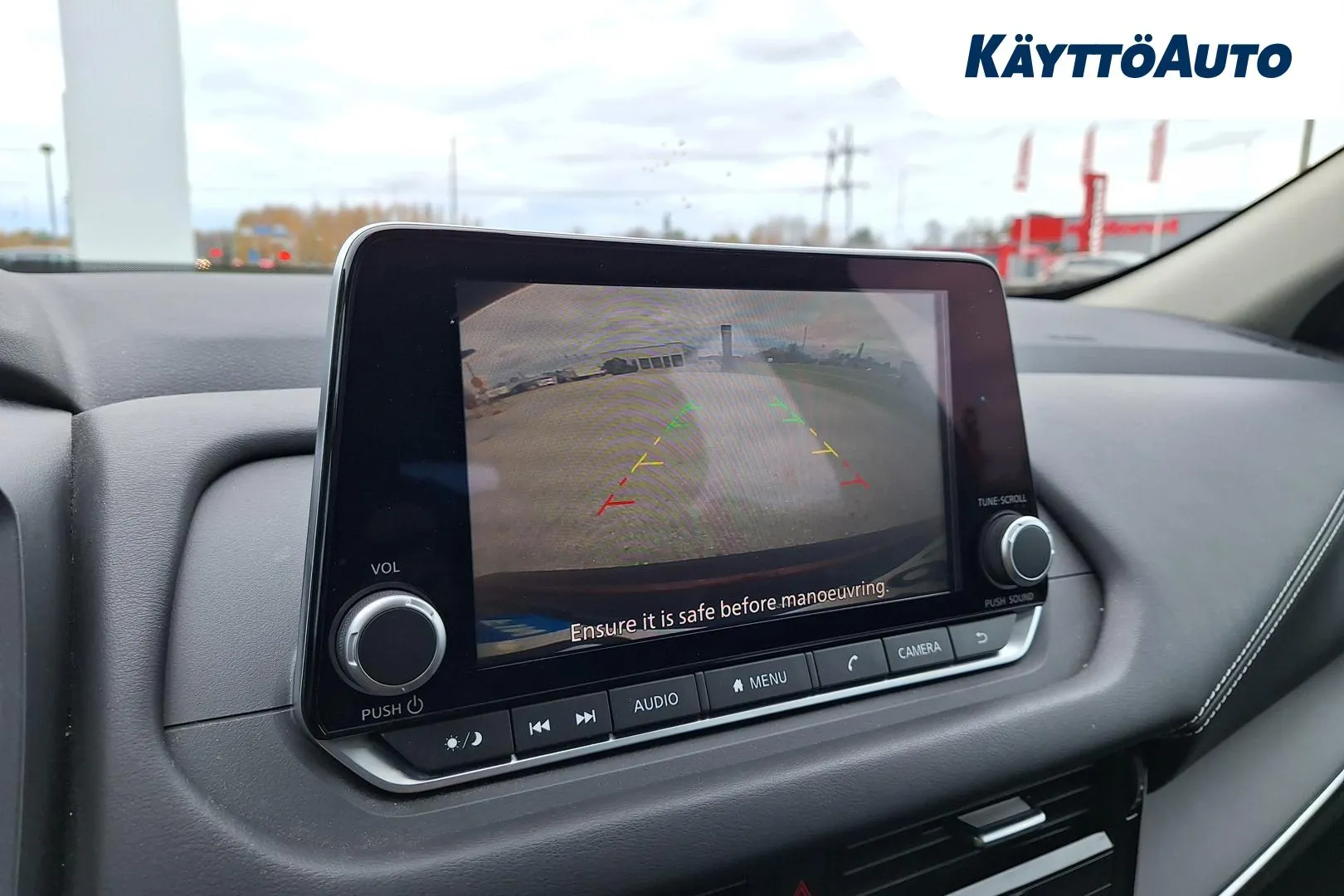 NISSAN Qashqai GPV-893 carousel image