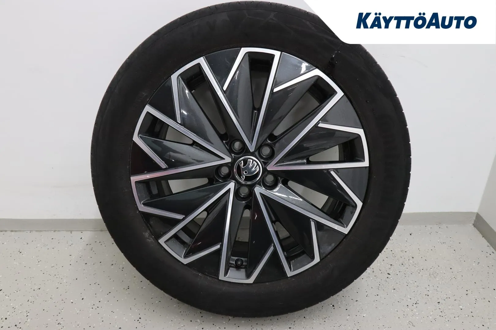 SKODA Kamiq LSE-177 carousel image