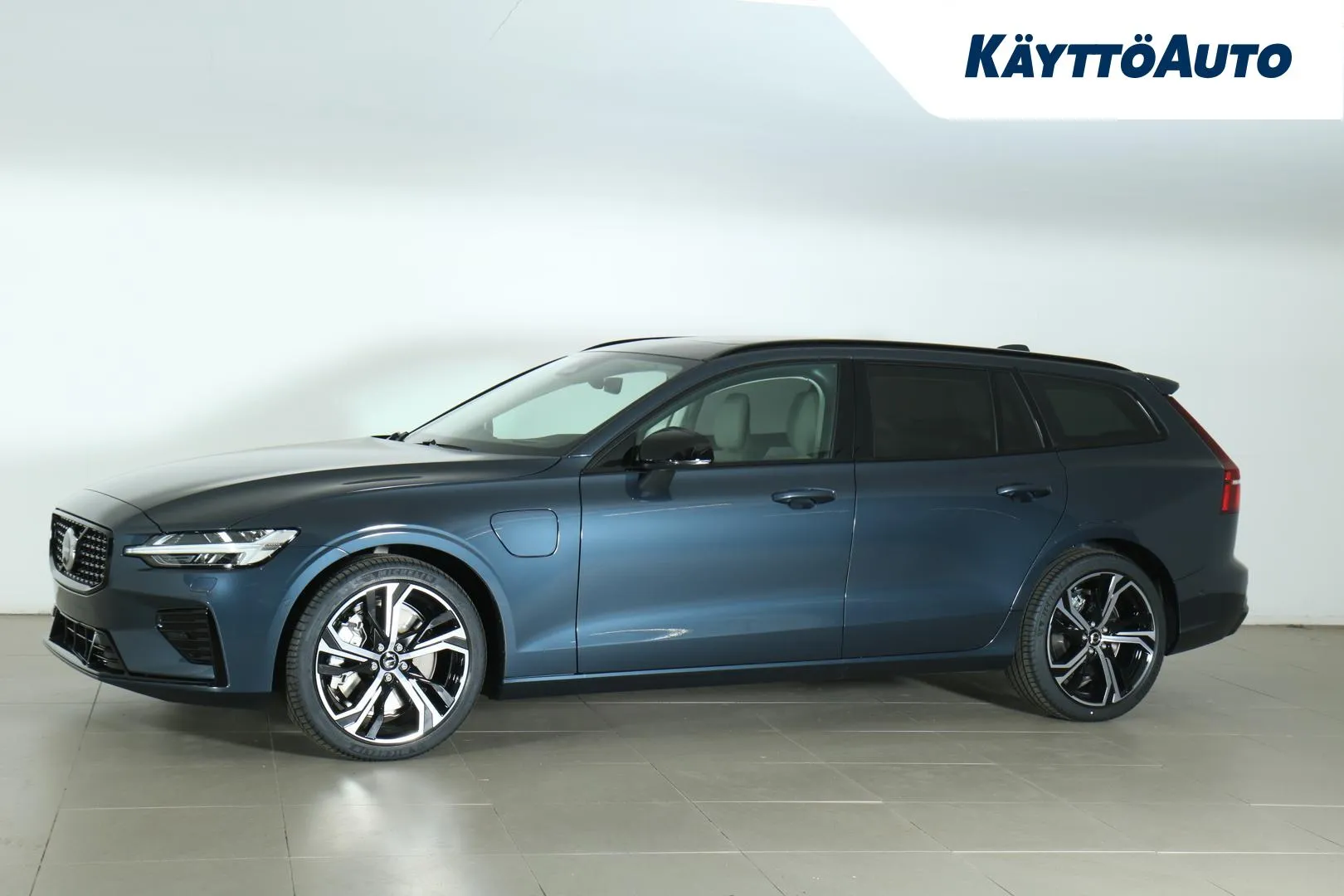 Volvo V60 EVP-585 carousel image