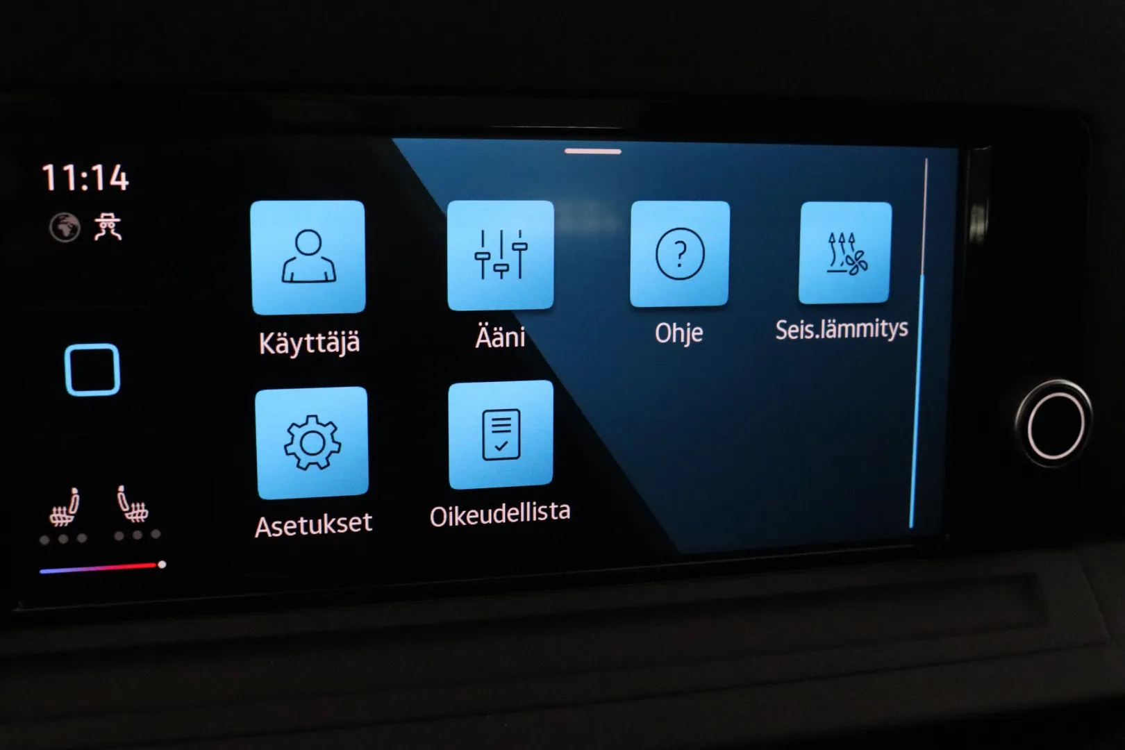 VOLKSWAGEN Caddy Maxi LRO-622 carousel image