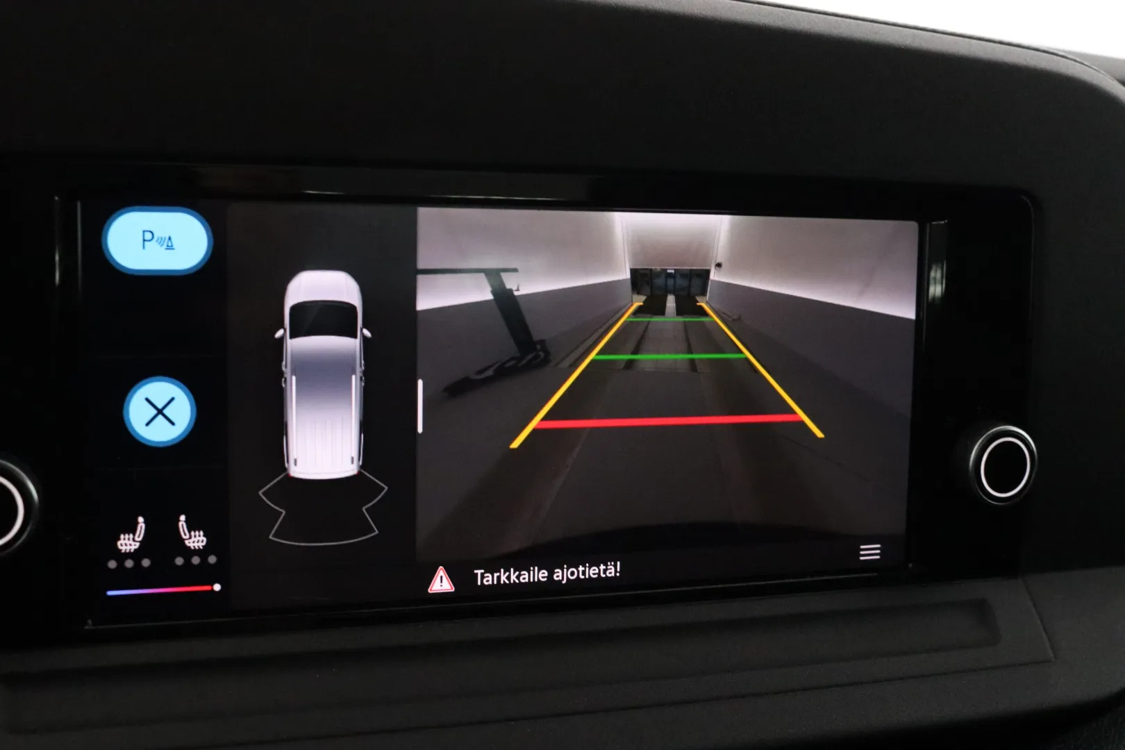 VOLKSWAGEN Caddy Maxi LRO-622 carousel image