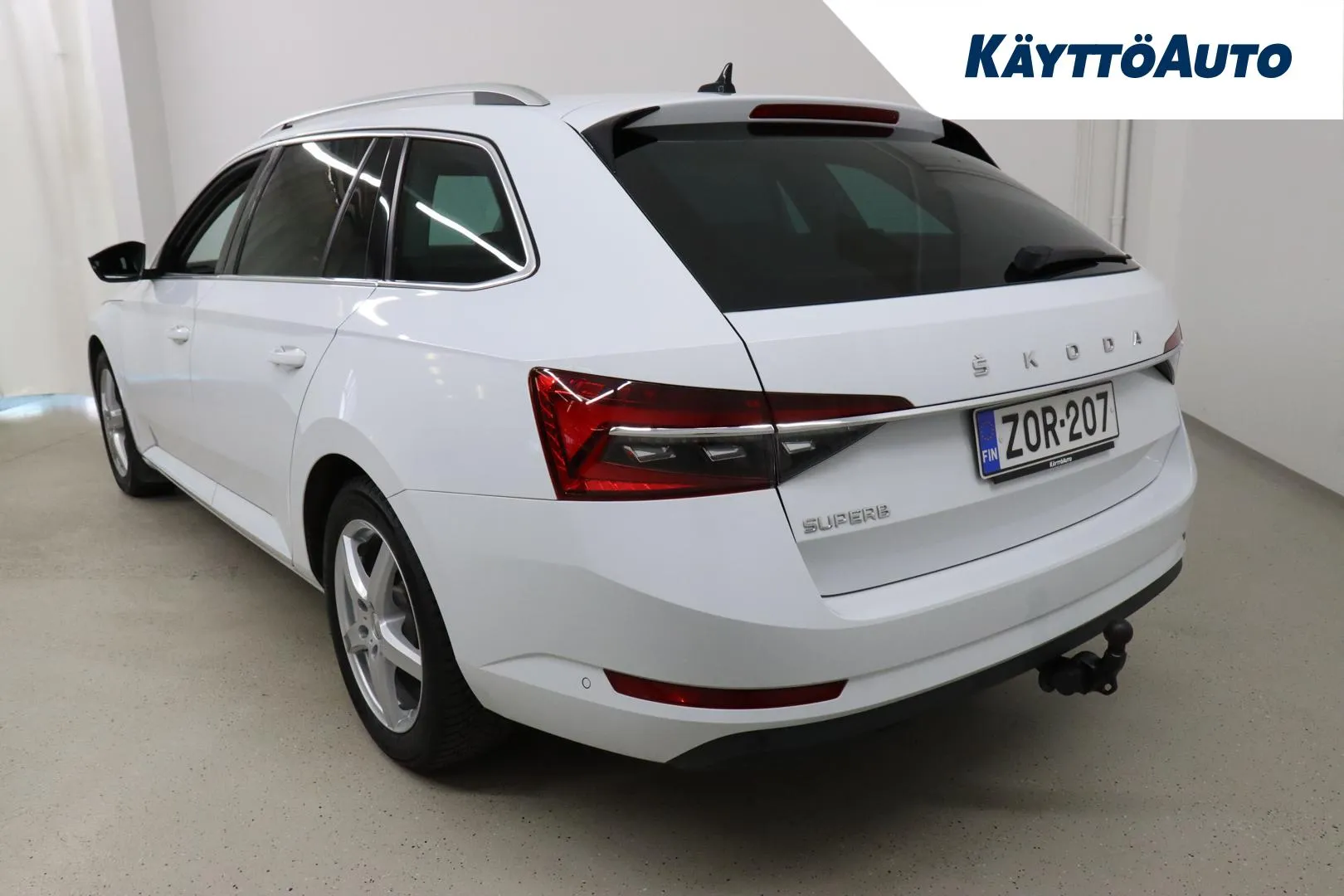 SKODA Superb ZOR-207 carousel image