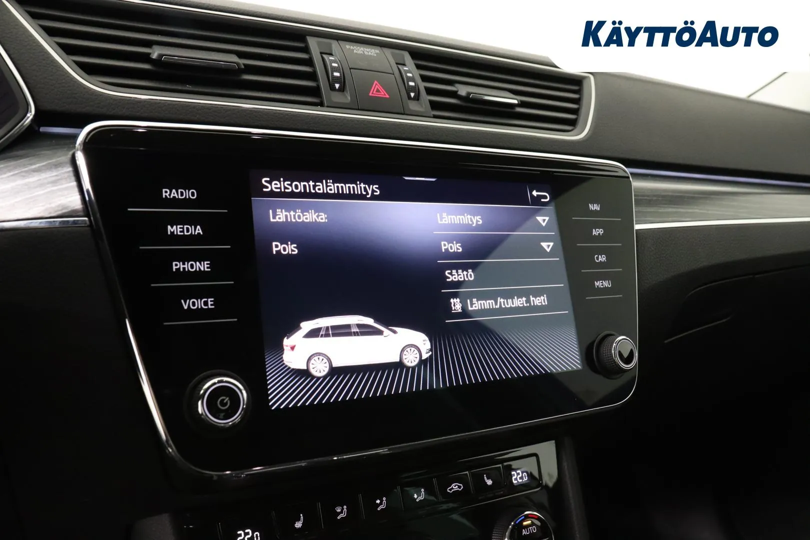 SKODA Superb ZOR-207 carousel image