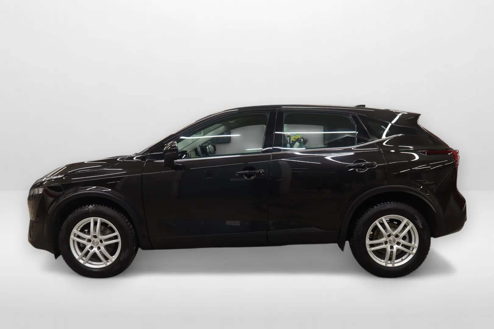 Nissan Qashqai RVZ-454 carousel image