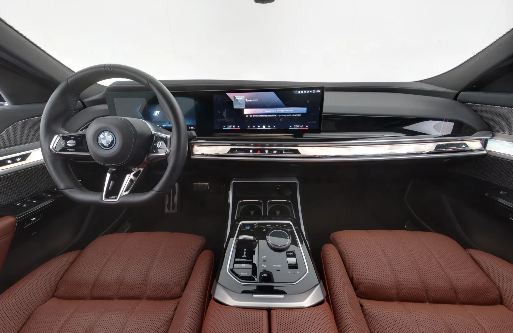 BMW i7 NNE-149 carousel image