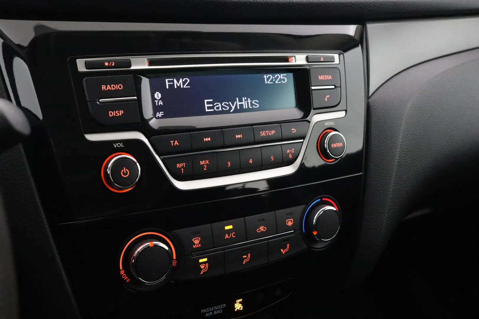 NISSAN Qashqai BTM-550 carousel image