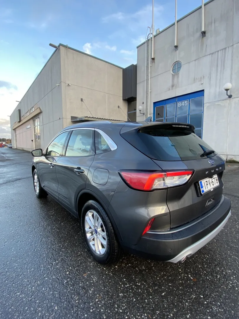 FORD Kuga IPV-678 carousel image