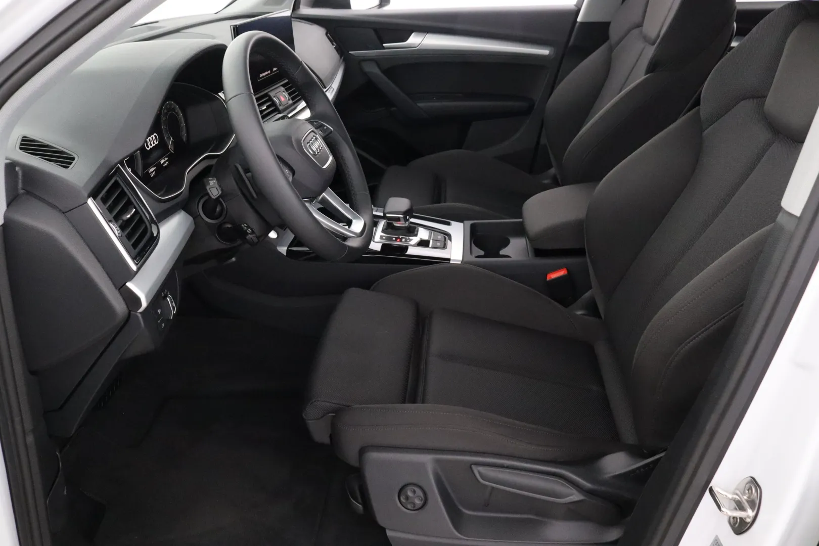 Audi Q5 IRP-741 carousel image