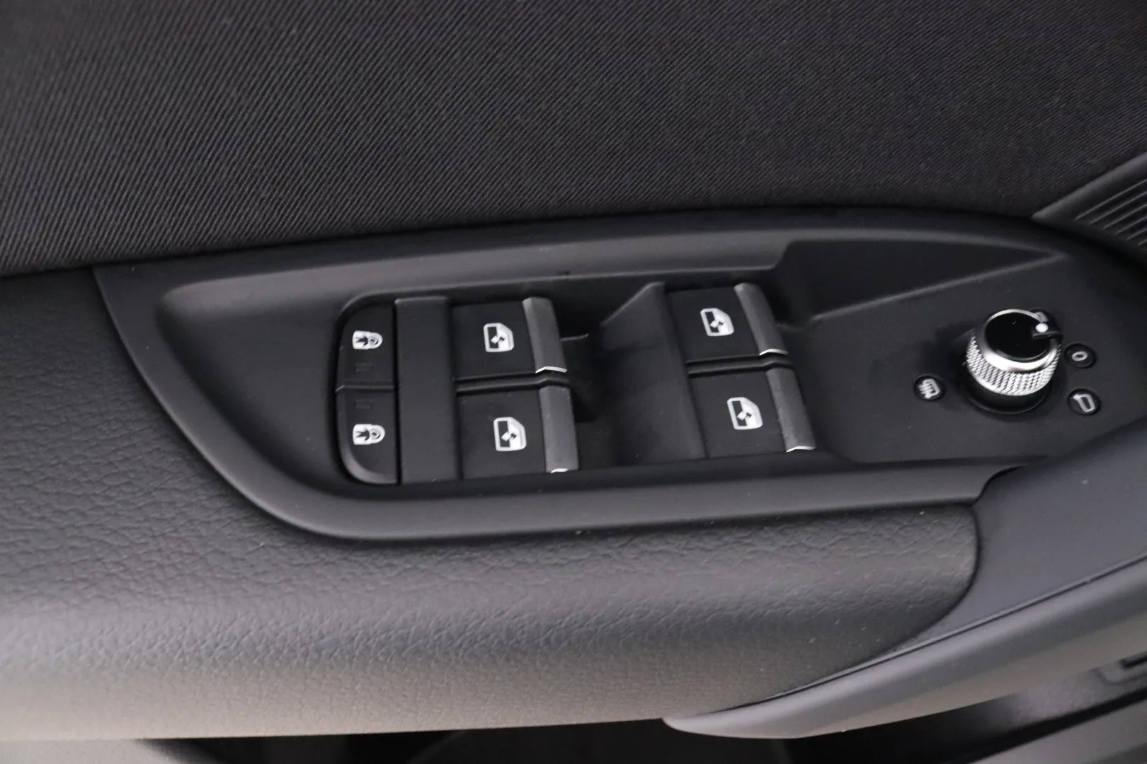 Audi Q5 IRP-741 carousel image