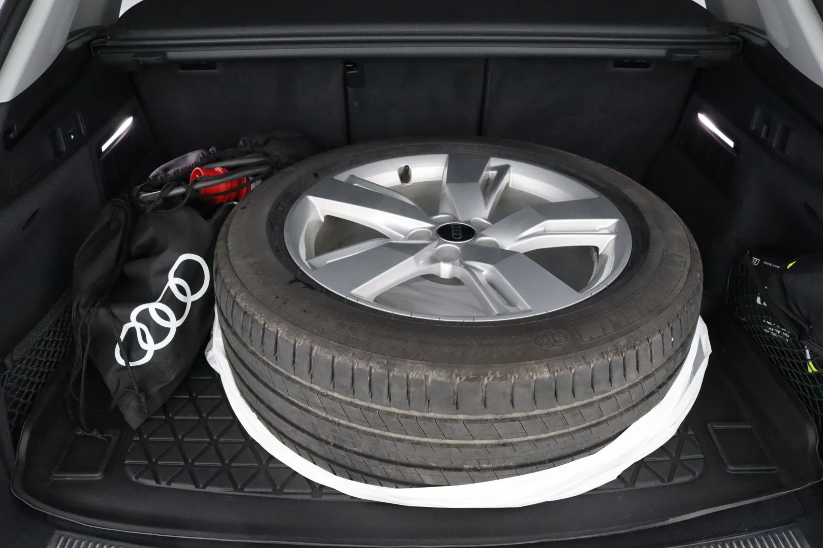 Audi Q5 IRP-741 carousel image