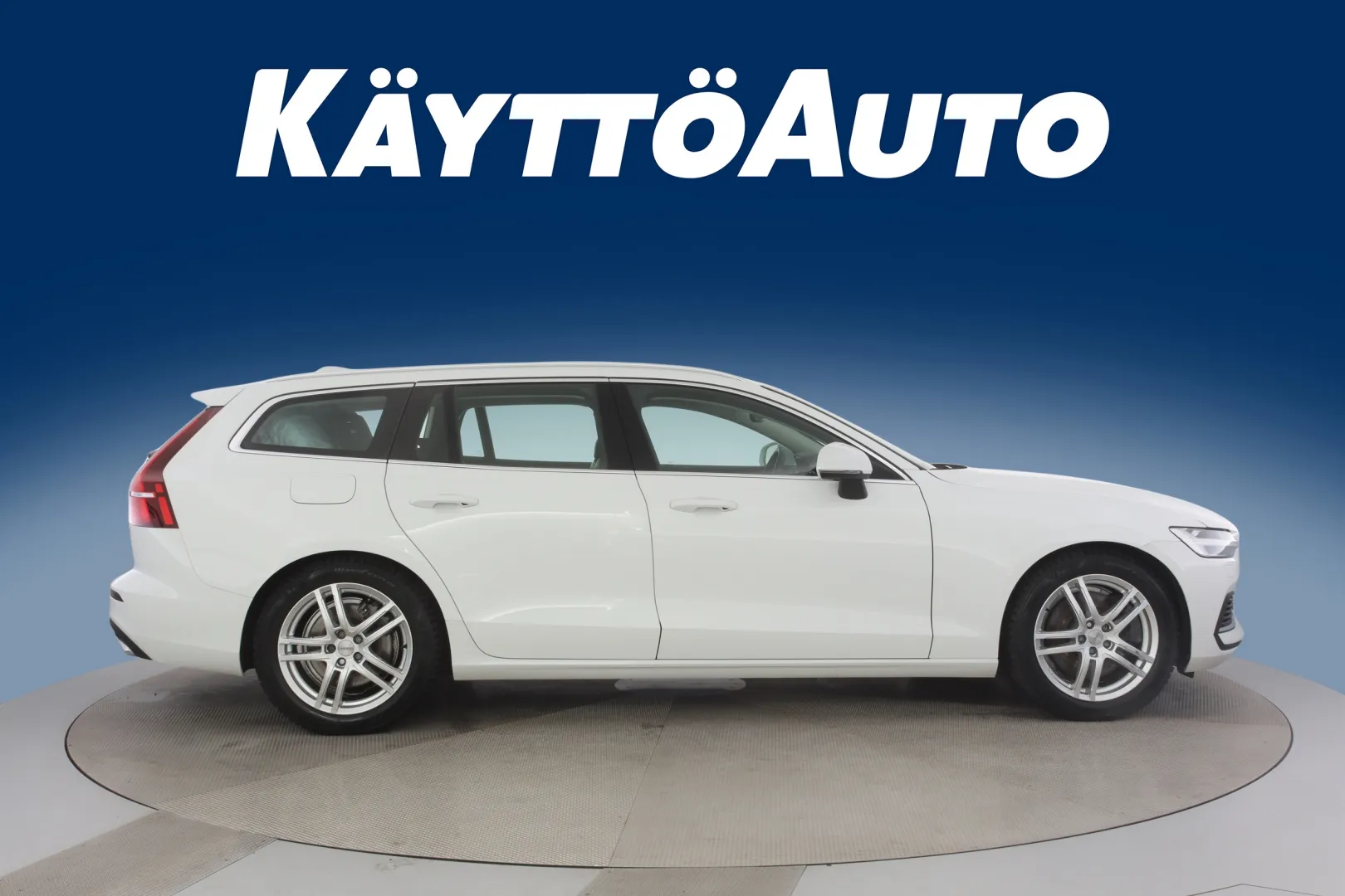 VOLVO V60 LTA-243 carousel image