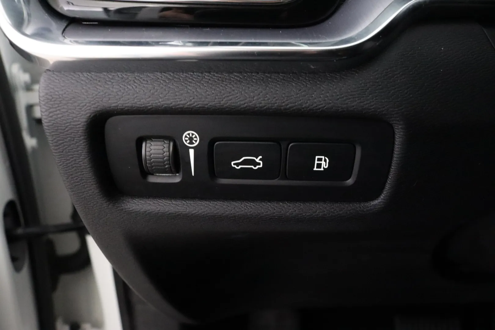 VOLVO V60 LTA-243 carousel image