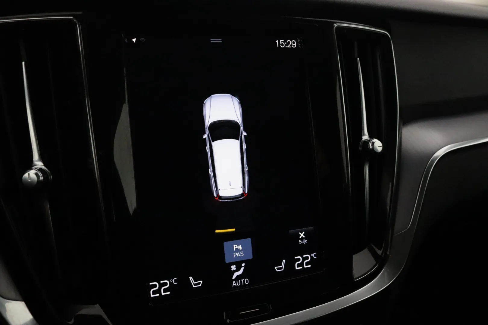 VOLVO V60 LTA-243 carousel image