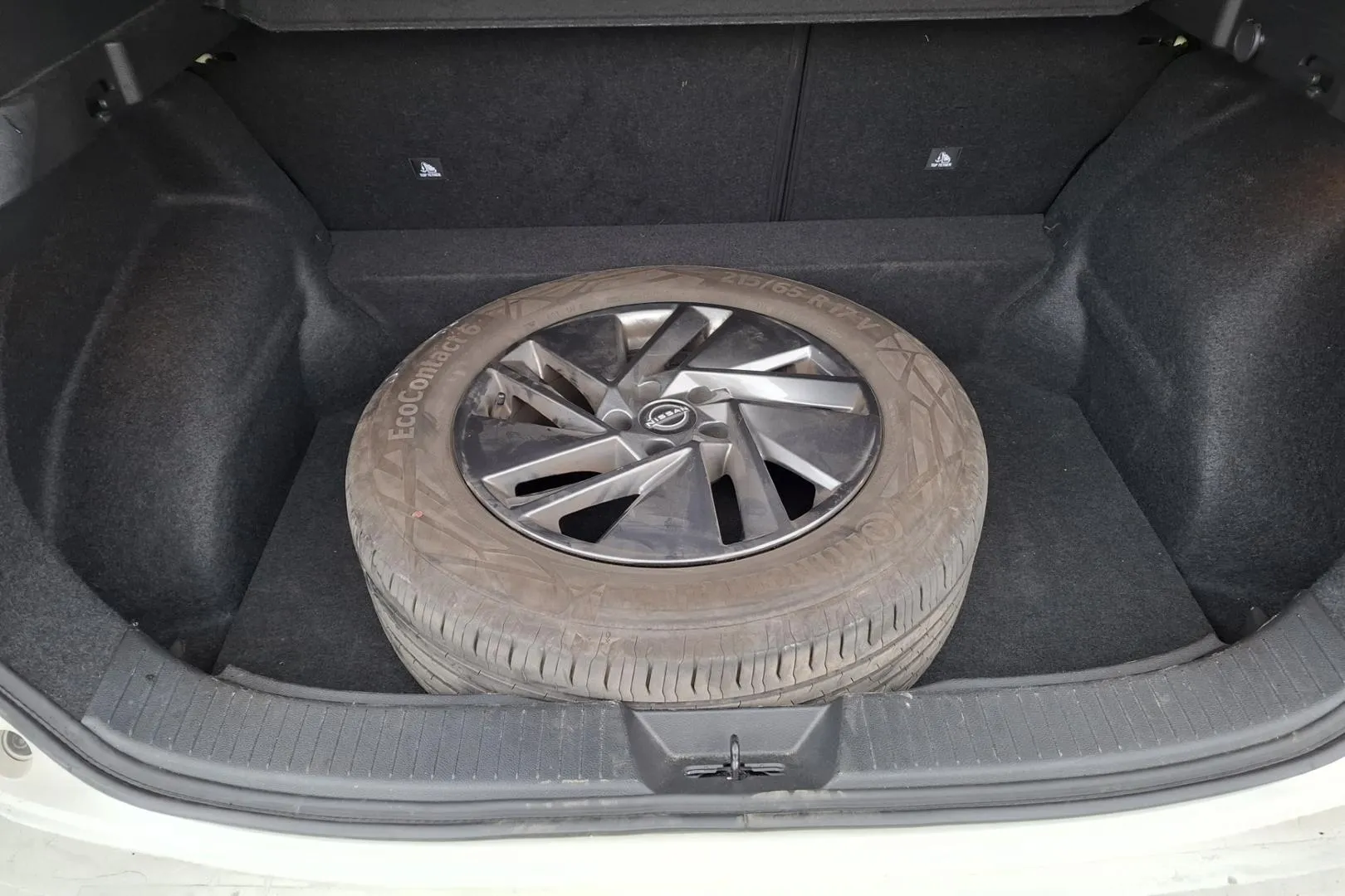 NISSAN Qashqai RVZ-437 carousel image