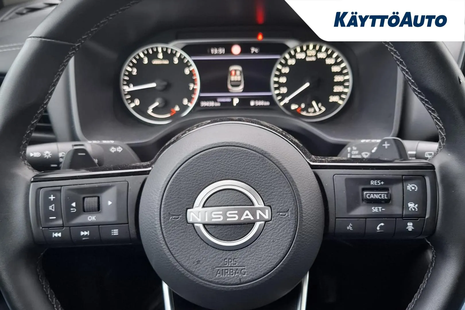 NISSAN Qashqai GPV-806 carousel image