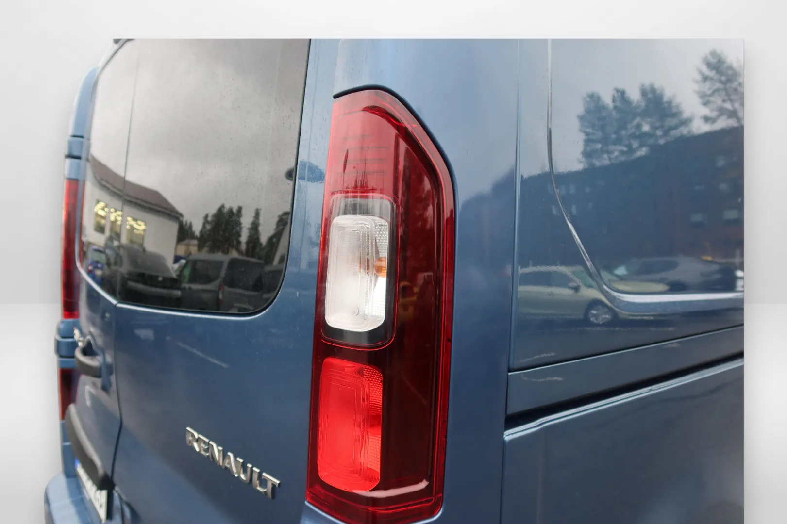 RENAULT Trafic UVG-723 carousel image