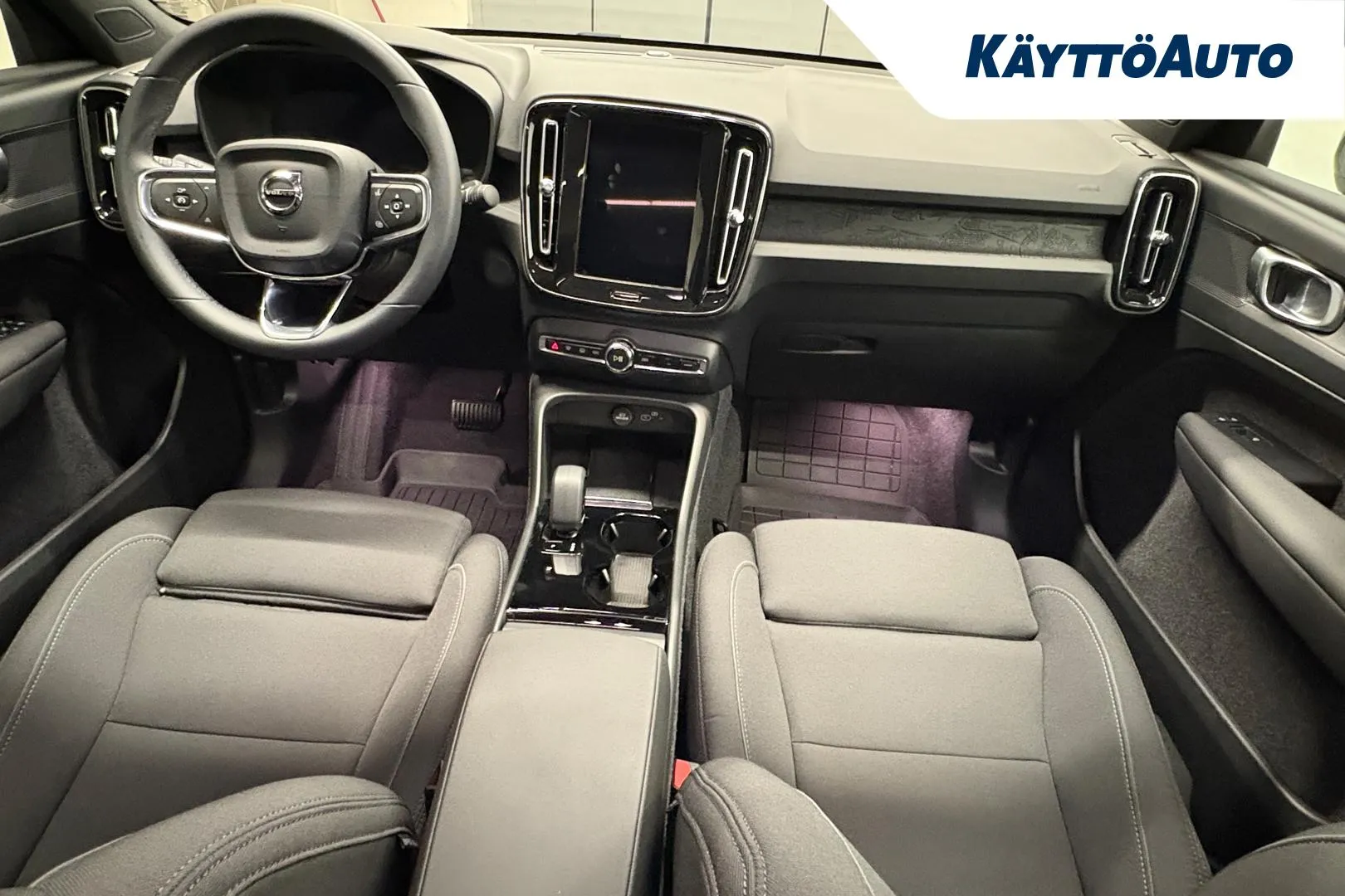 VOLVO C40 GRM-671 carousel image