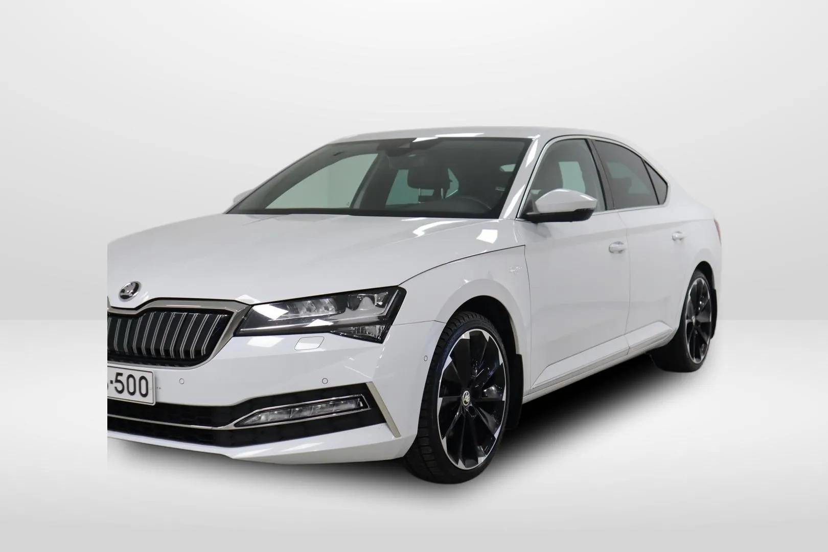 SKODA Superb JTS-500 carousel image