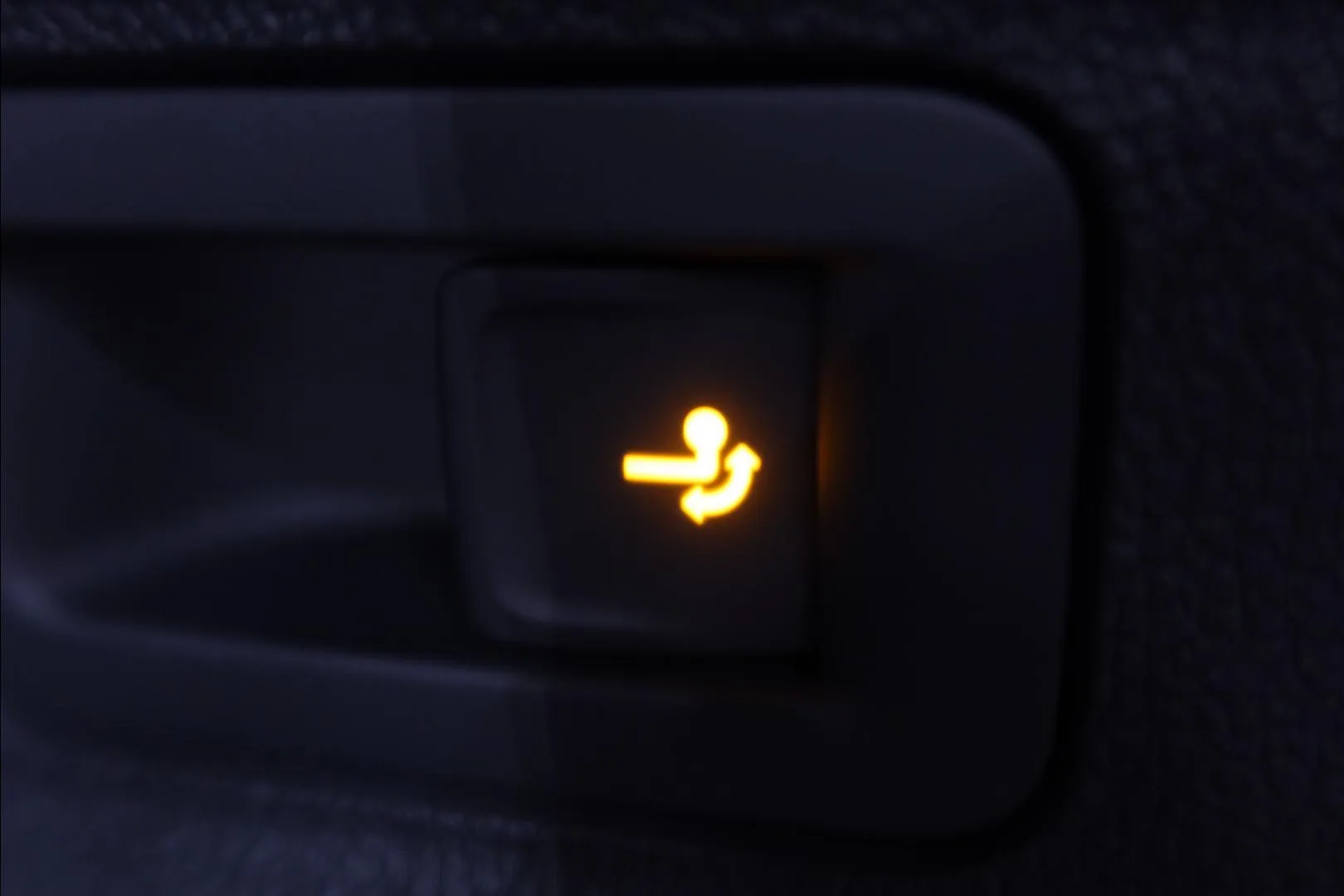 Ford Capri FSL-667 carousel image