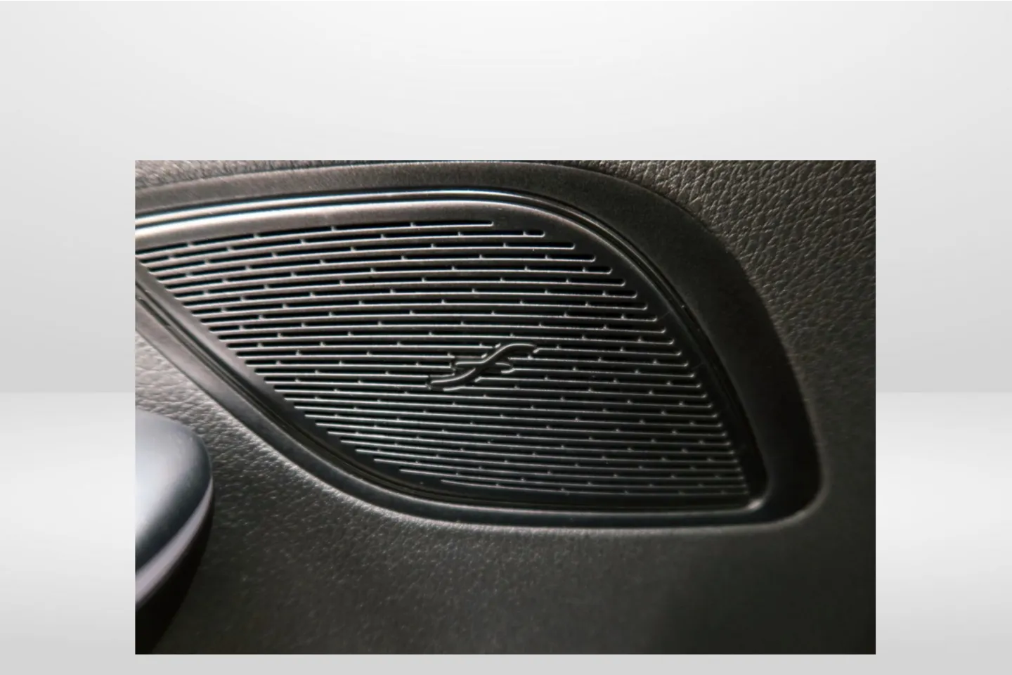 Mercedes-Benz EQE ZOU-453 carousel image