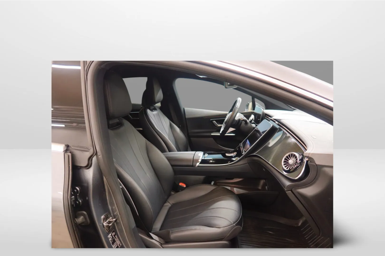 Mercedes-Benz EQE ZOU-453 carousel image