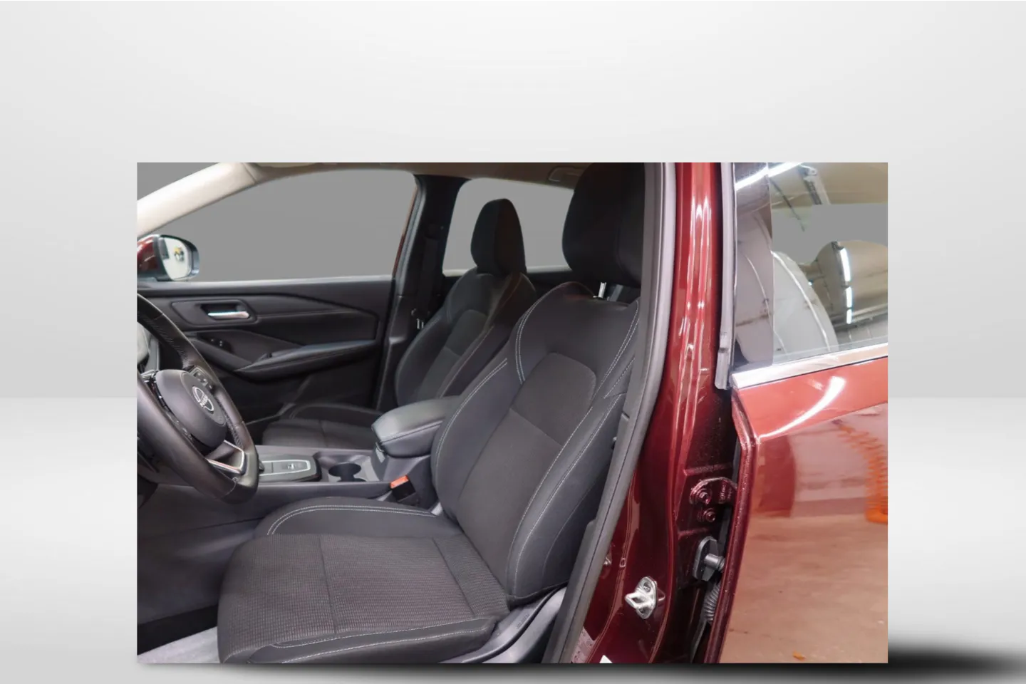 Nissan Qashqai GPV-800 carousel image