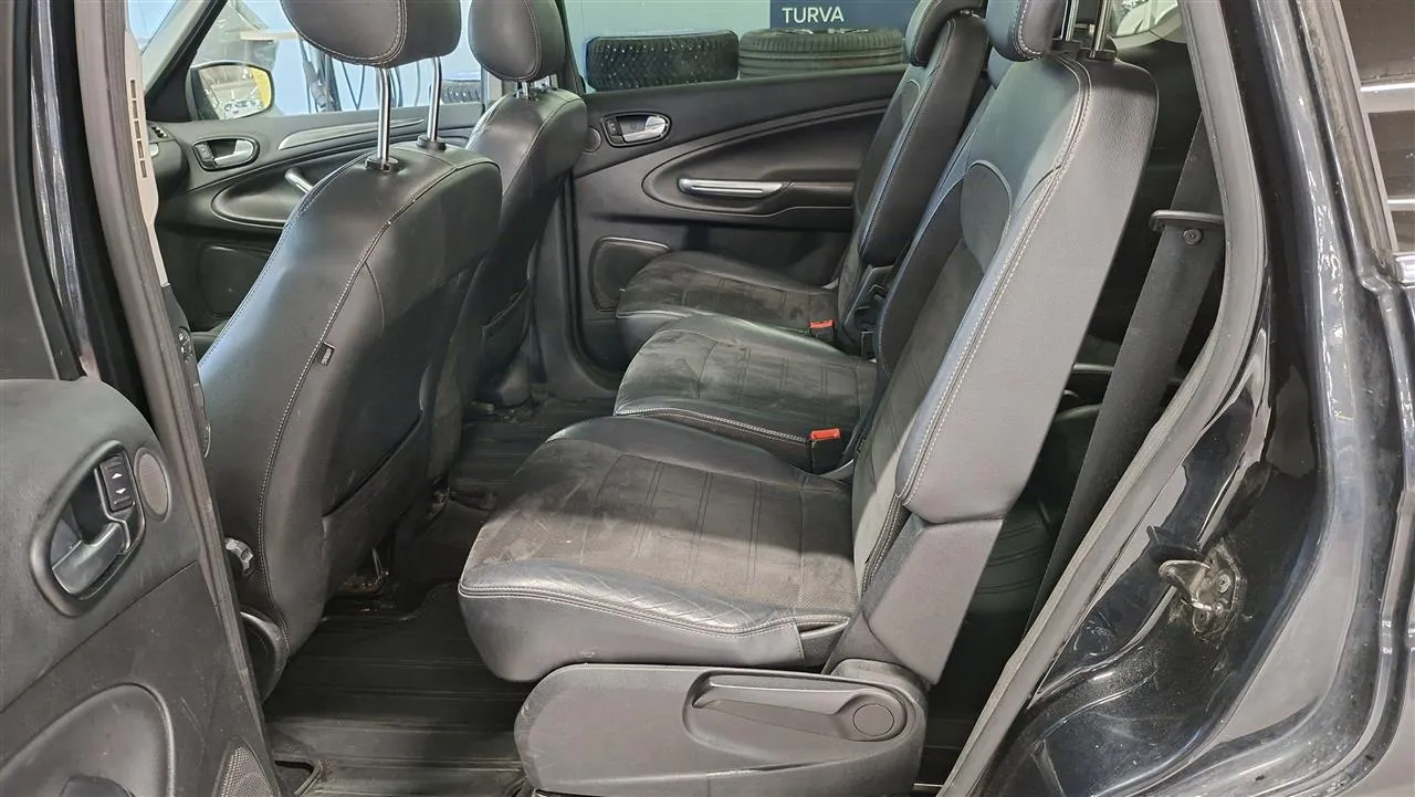 FORD S-Max URZ-731 carousel image