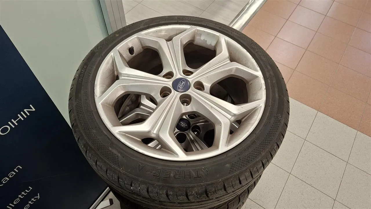 FORD S-Max URZ-731 carousel image