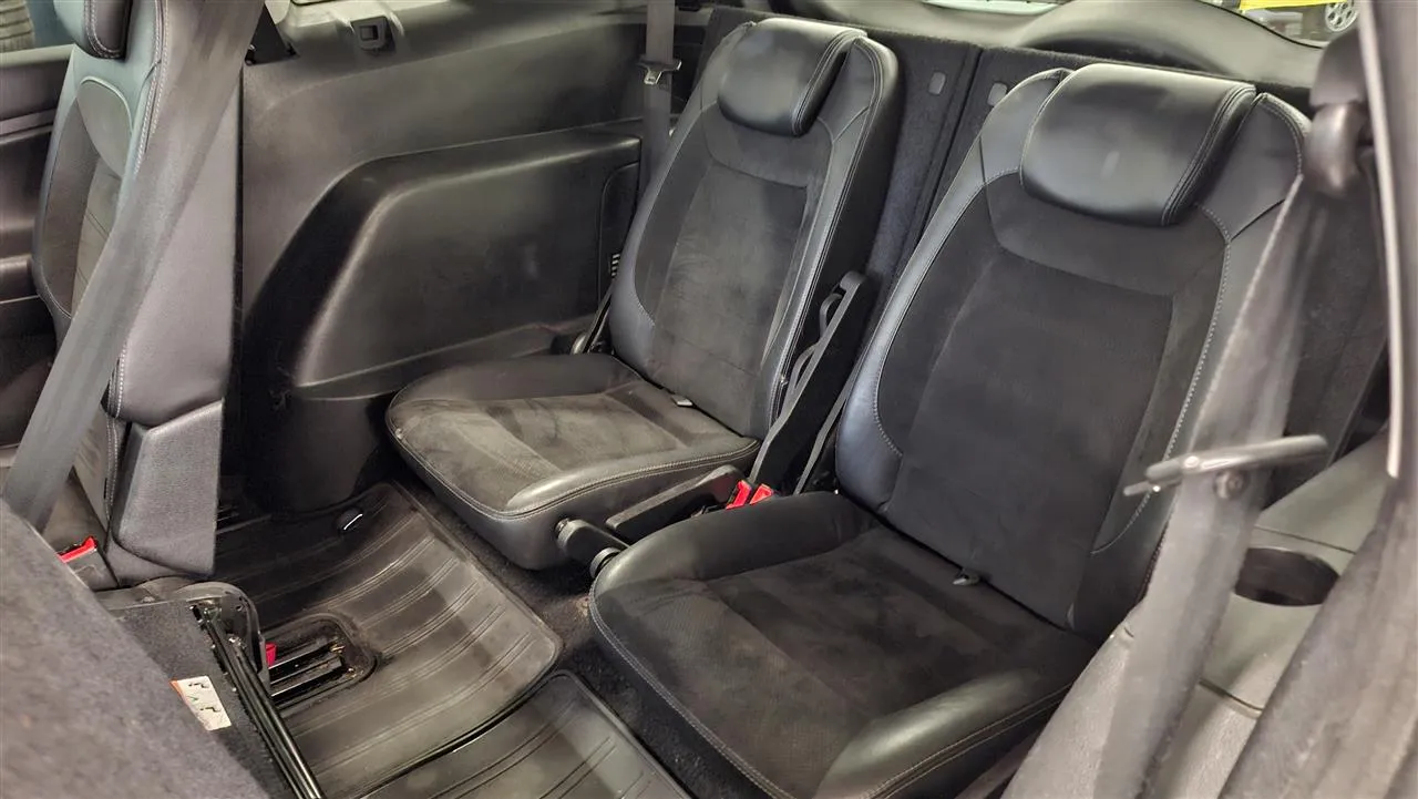 FORD S-Max URZ-731 carousel image