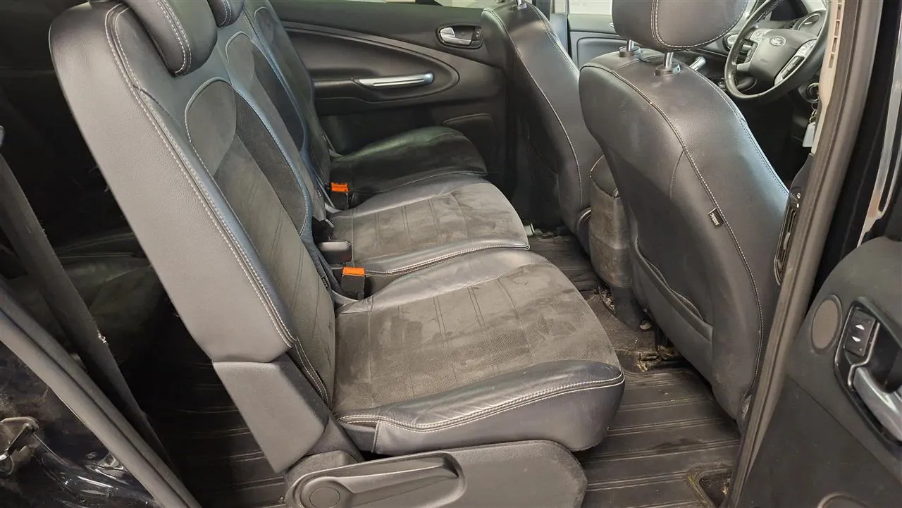 FORD S-Max URZ-731 carousel image