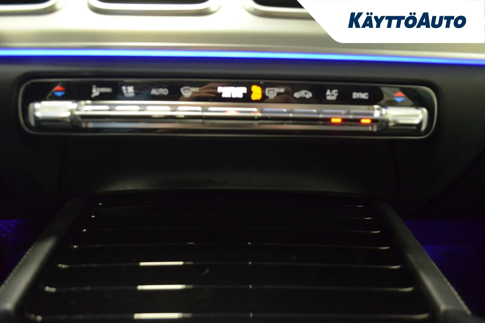 MERCEDES-BENZ GLE JLJ-279 carousel image