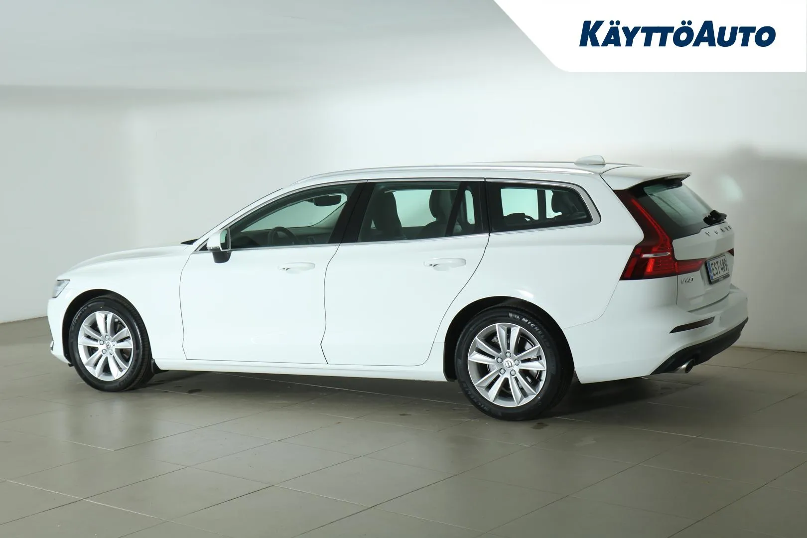VOLVO V60 EST-489 carousel image