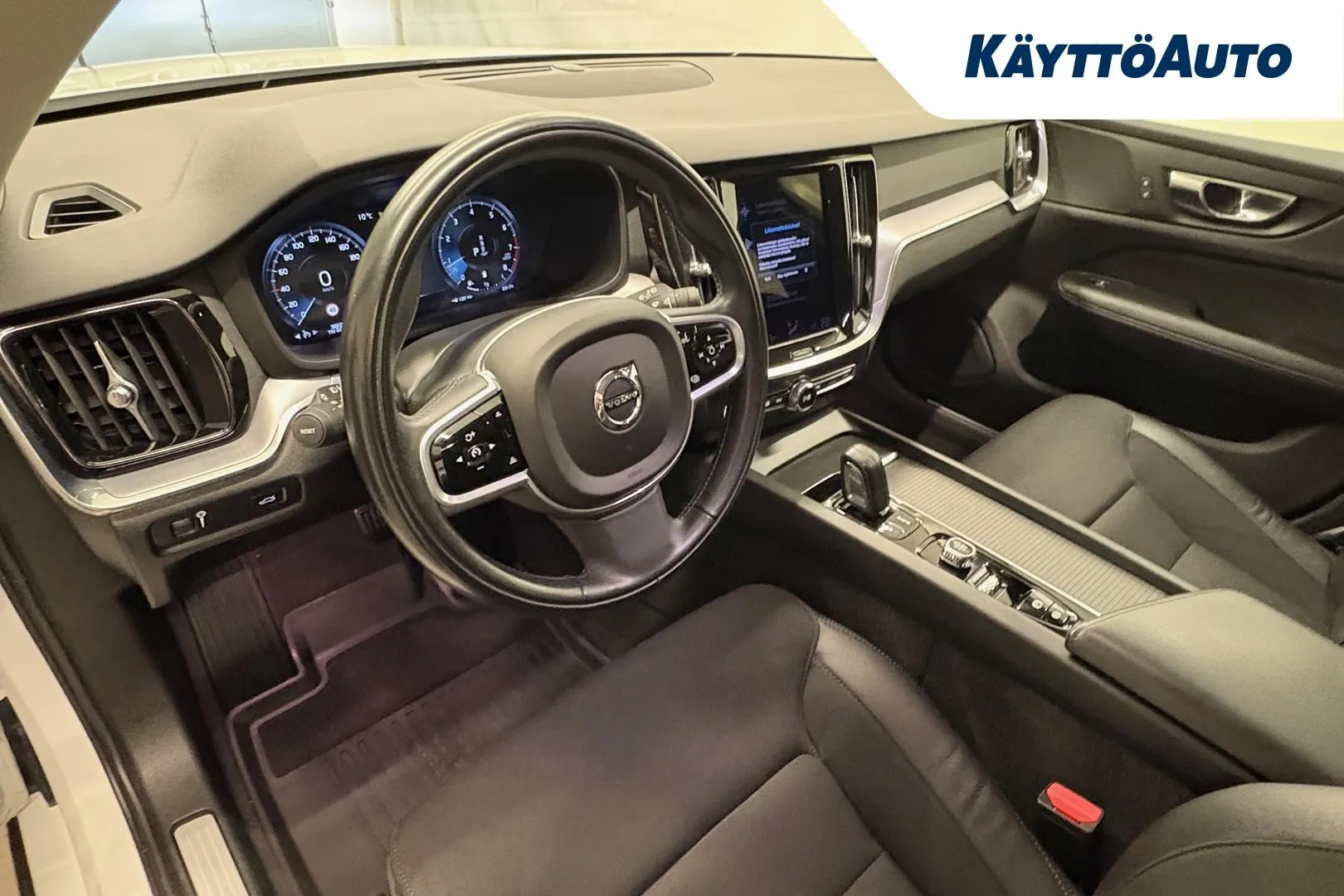 VOLVO V60 EST-489 carousel image