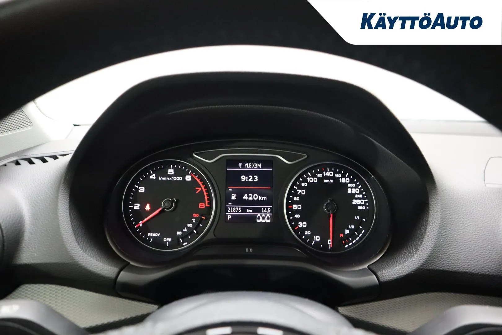 Audi Q2 OXP-834 carousel image