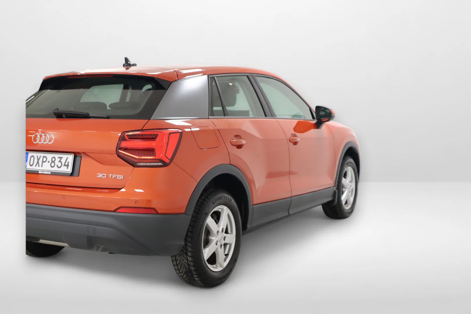 Audi Q2 OXP-834 carousel image