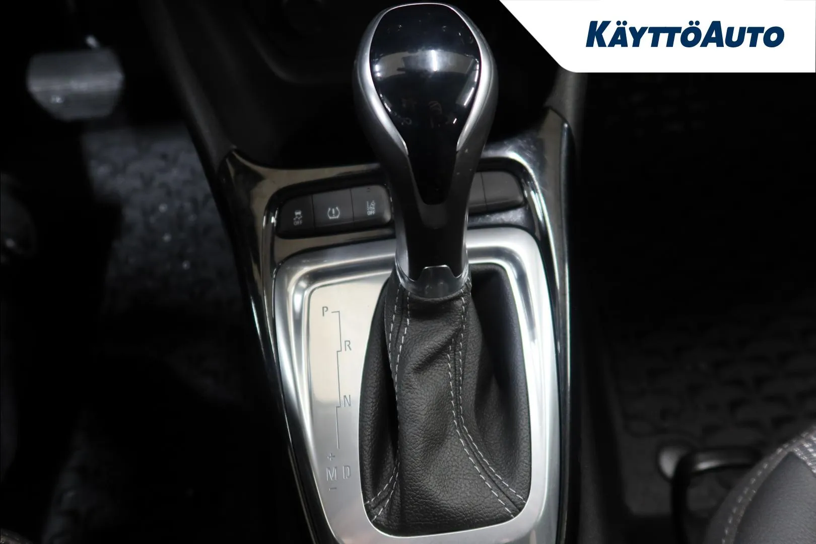 Opel Crossland GPG-748 carousel image