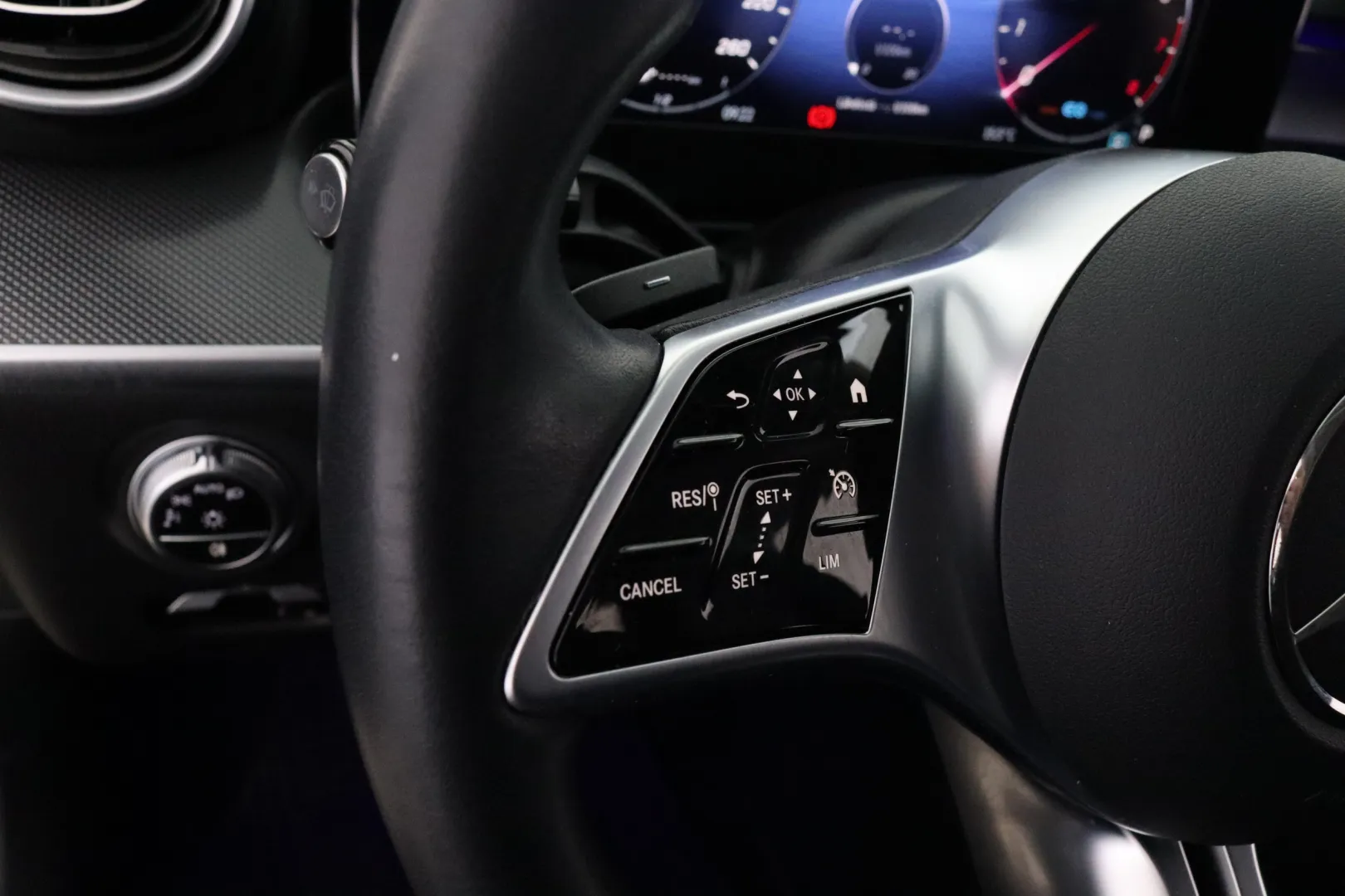 MERCEDES-BENZ C KUC-294 carousel image