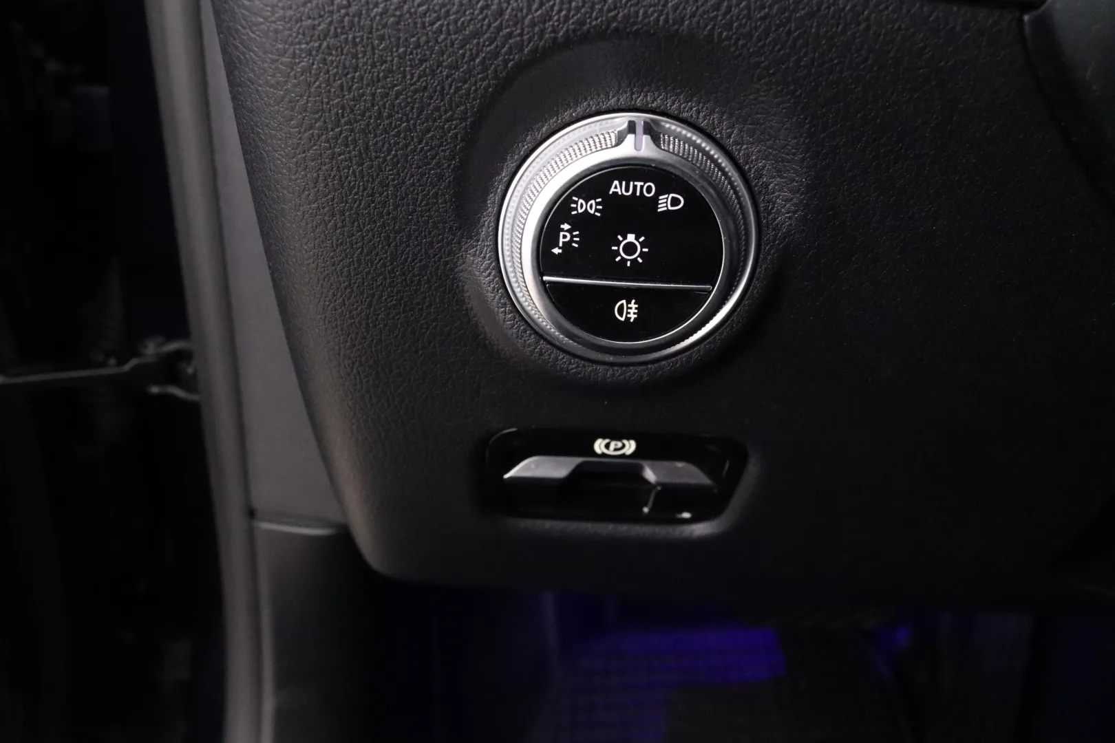 MERCEDES-BENZ C KUC-294 carousel image