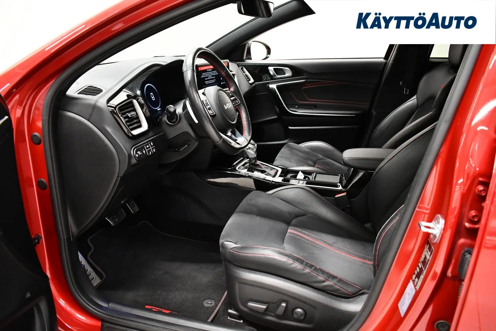 KIA ProCeed MOU-214 carousel image